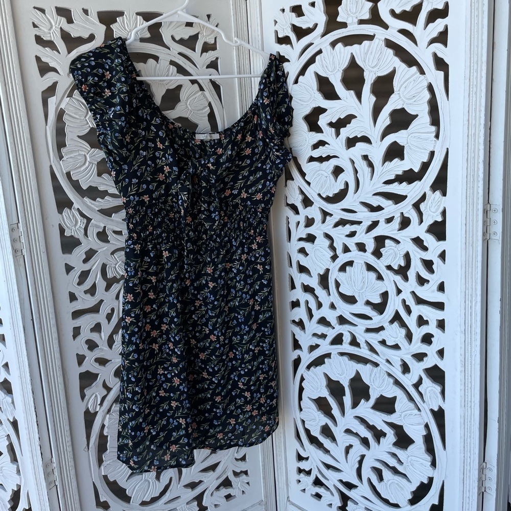 Floral blue dress
